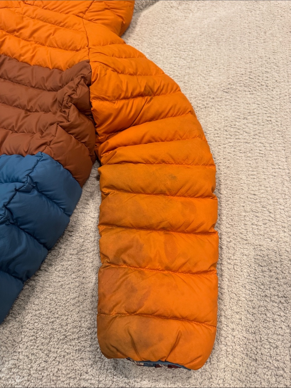 Patagonia Orange, Brown & Blue Hooded Puffer Jacket - Picture 10 of 10